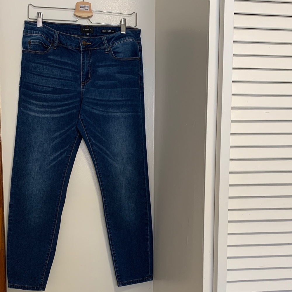 Tahari Indigo Blue Jeans size 10